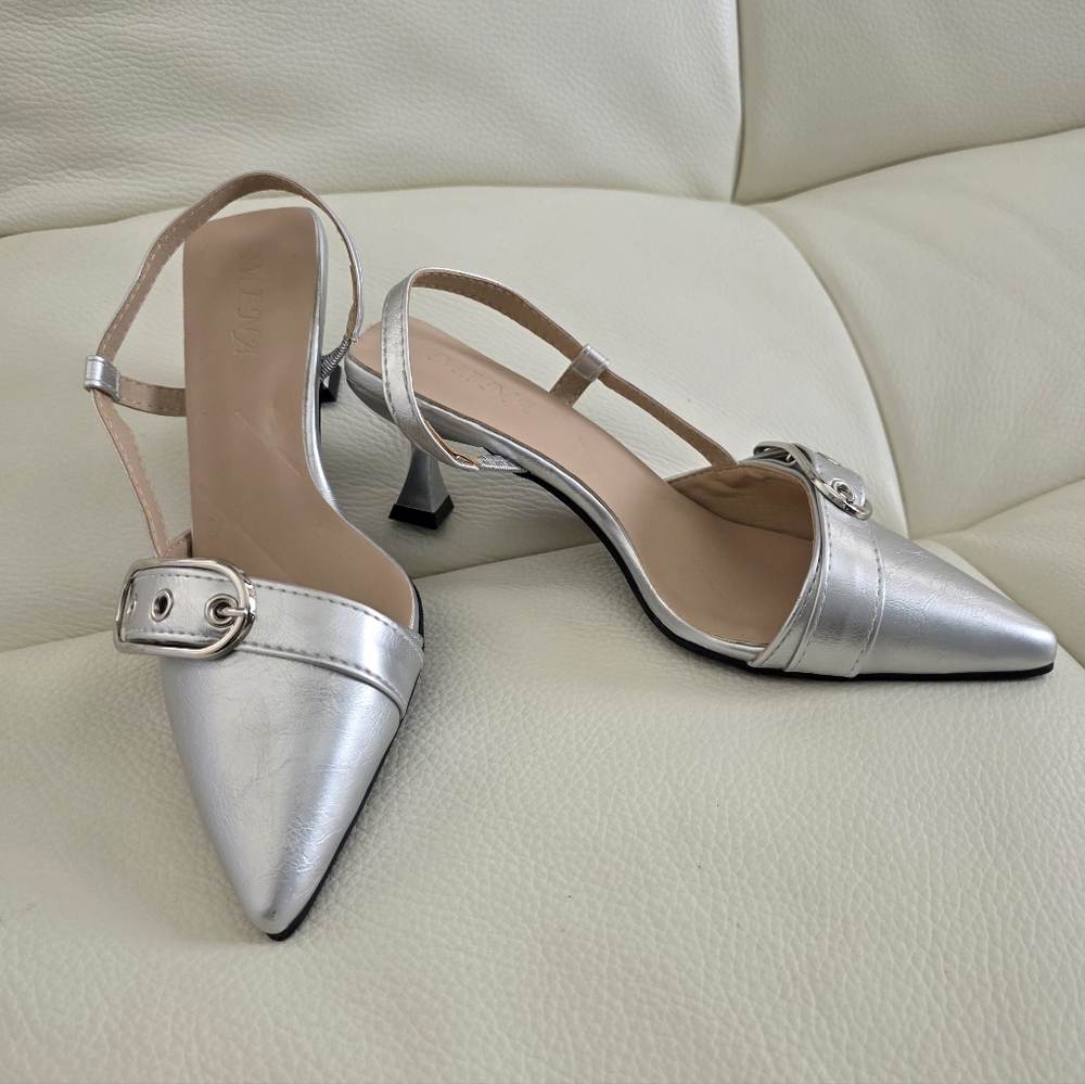 Ladies shoes,  sizes 37, 38, 39